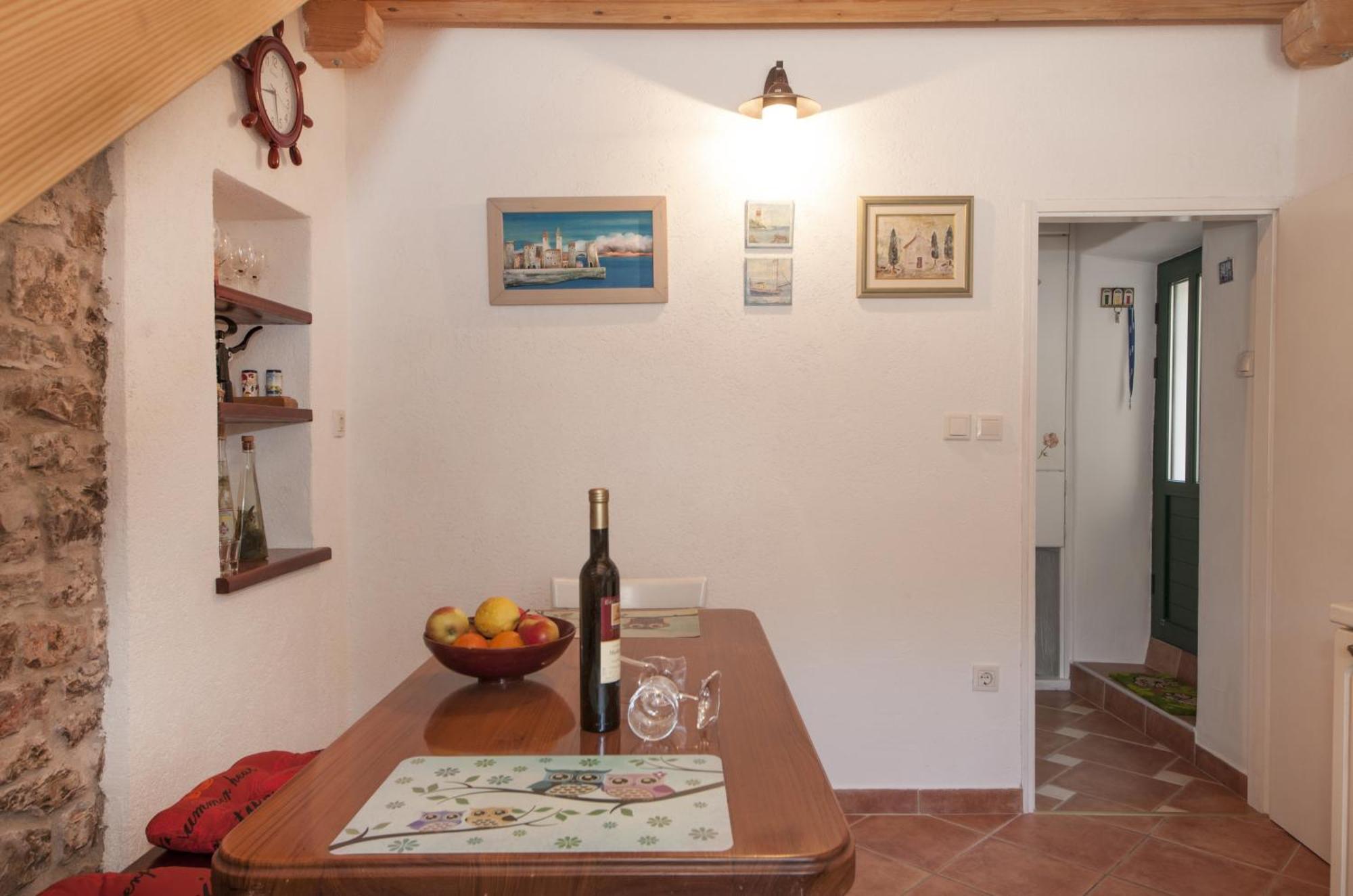 Seaside Holiday House Maslinica, Solta - 13965 Grohote Bilik gambar