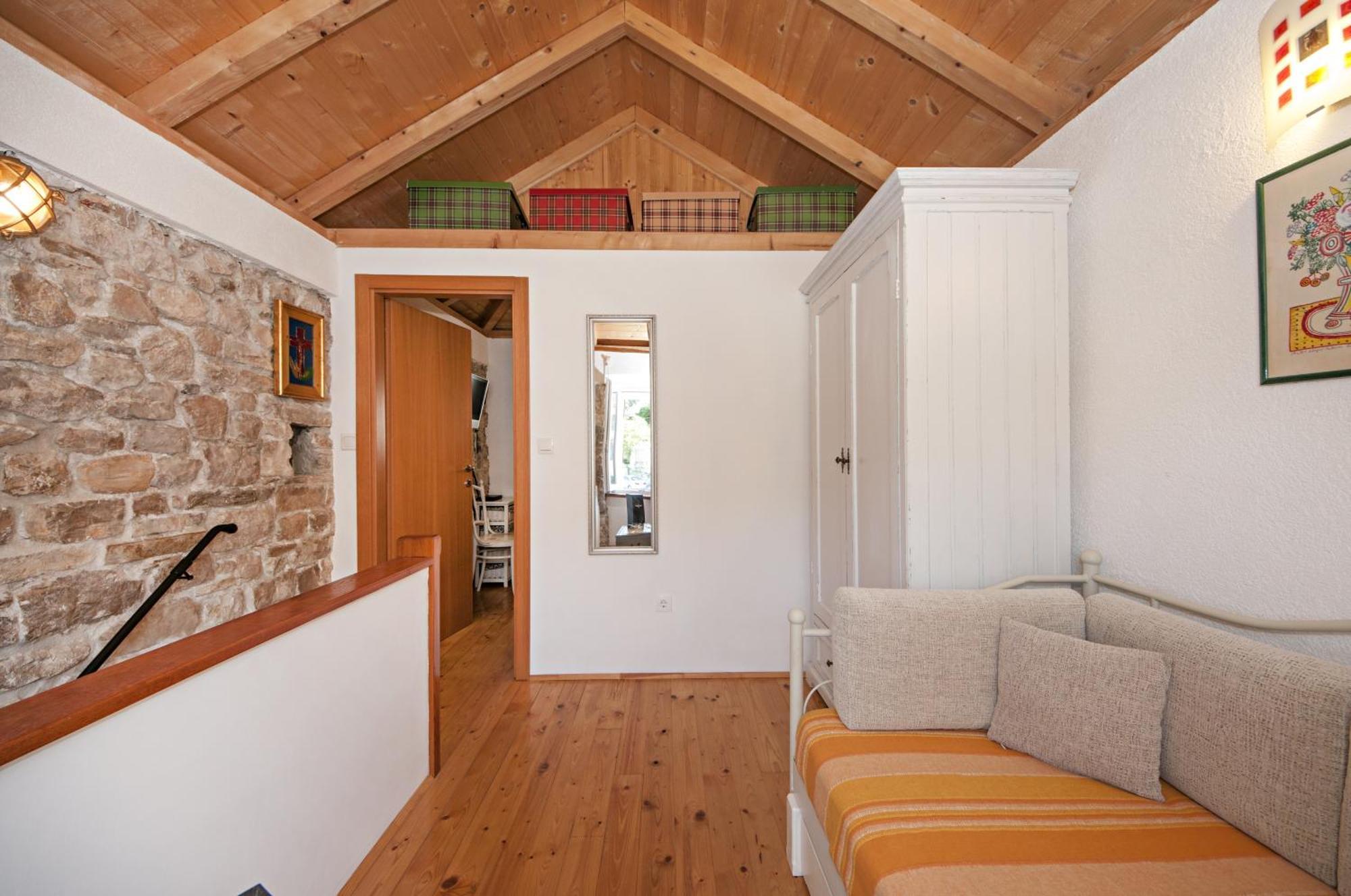 Seaside Holiday House Maslinica, Solta - 13965 Grohote Bilik gambar